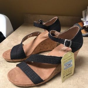 Toms Black cork wedge size 11 NTW